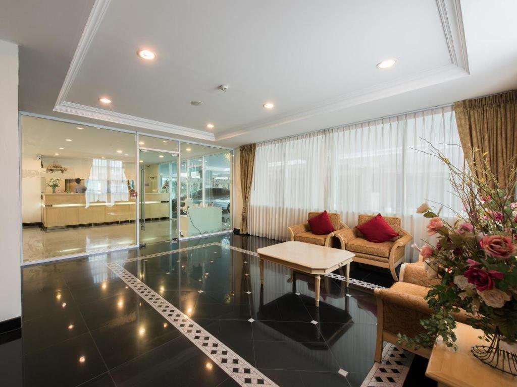 בנגקוק Romance Hotel Srinakarin מראה חיצוני תמונה